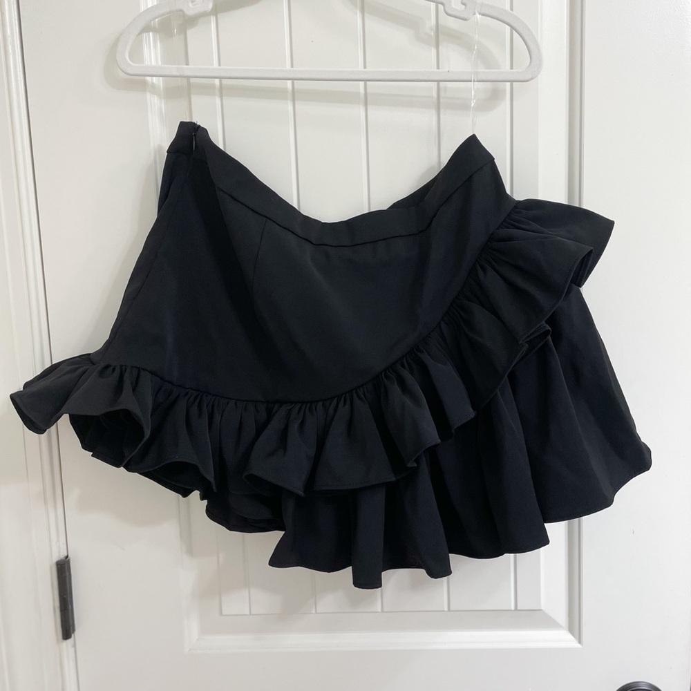 Boohoo Black Double Ruffle High Thigh Mini Skirt Size 8 NWT